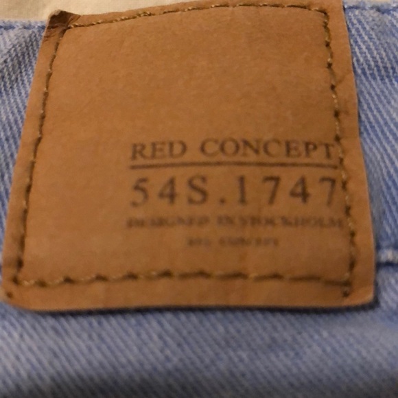 Shorts - Picture 4 of 4